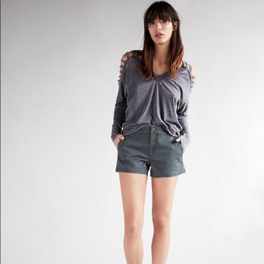 Mid Rise Slate Stretch Twill Trouser Shorts 🔥🔥